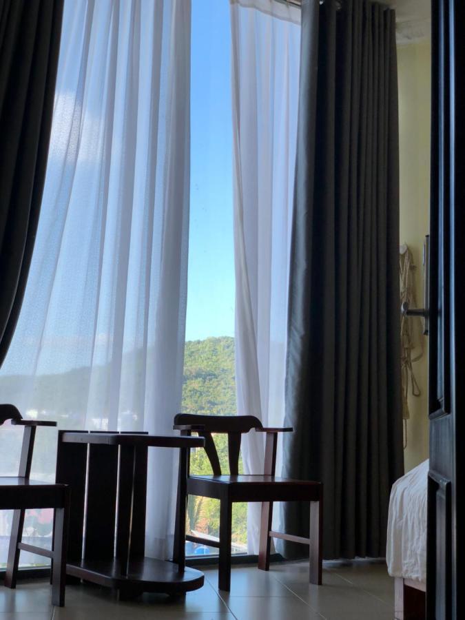 Oscar Hotel Дуонг-Донг Экстерьер фото